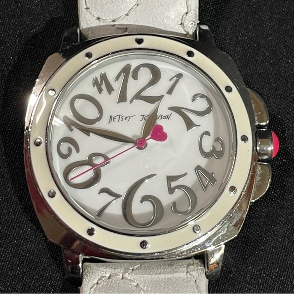 Betsey Johnson watch - Picture 1 of 6